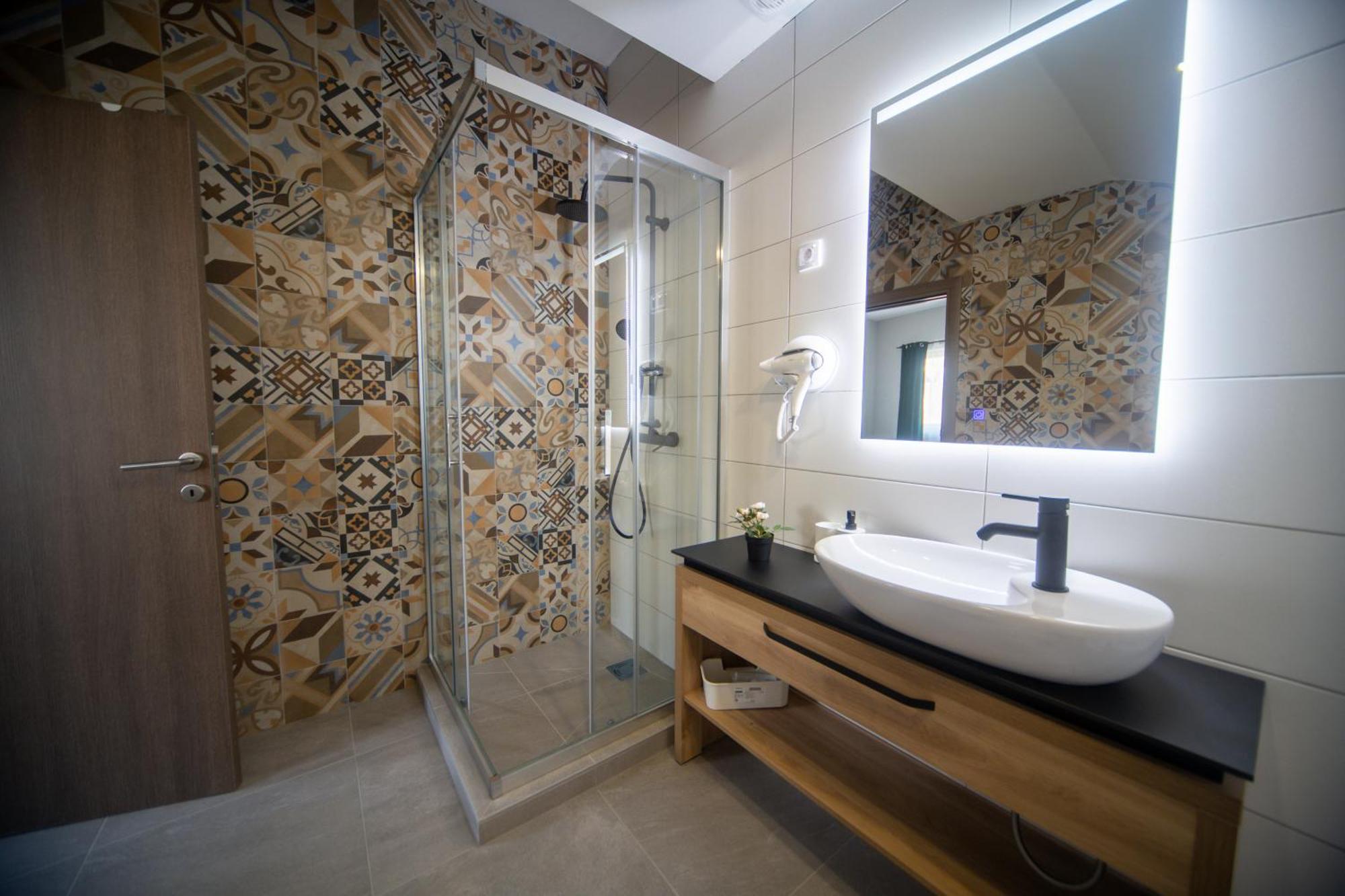 Brent Collection - Apartments In City Center โนวีซาด ภายนอก รูปภาพ